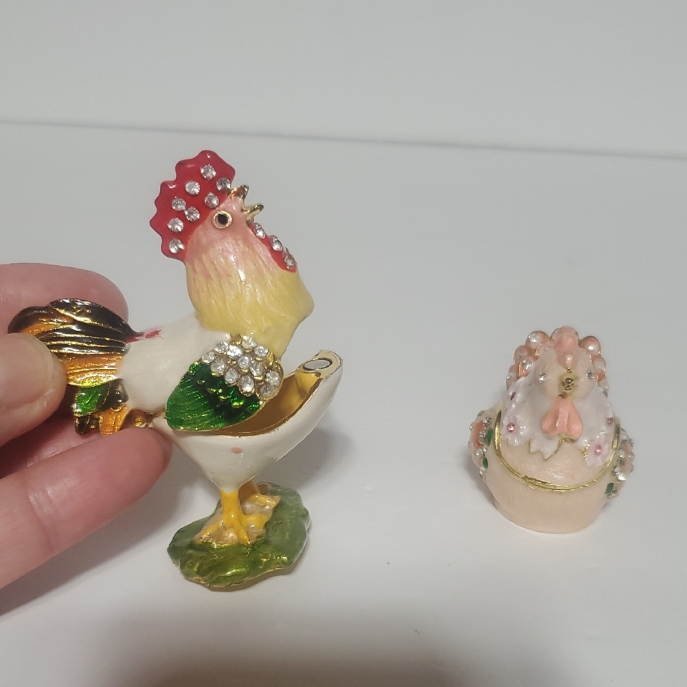 Decorative Rooster and Hen Metal Trinket Set - Picture 3 of 6